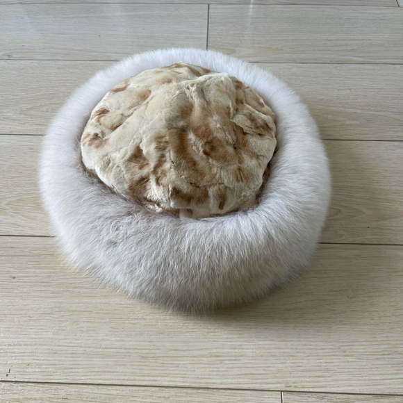 Accessories - Fur Hat